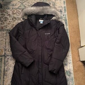Black winter Columbia long puffer